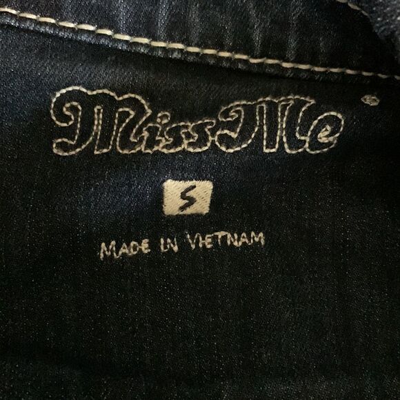 Miss Me Jacket - Picture 7 of 8